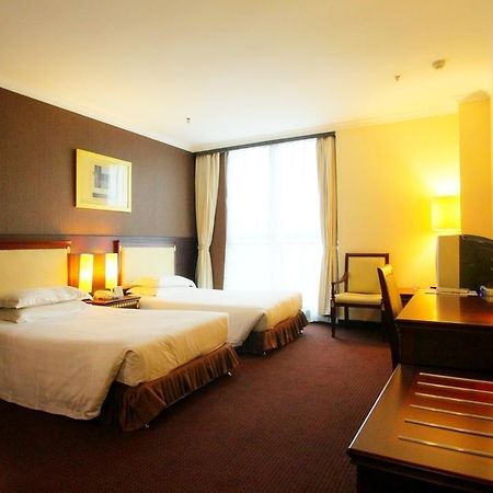 Peach Blossom Castle Hotel Shanghai Exterior photo