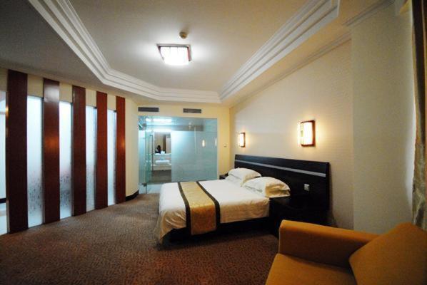 Peach Blossom Castle Hotel Shanghai Room photo