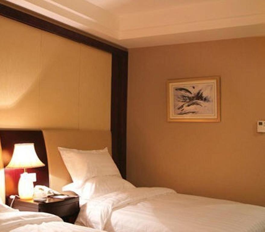 Peach Blossom Castle Hotel Shanghai Exterior photo