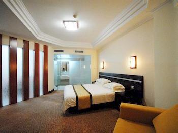 Peach Blossom Castle Hotel Shanghai Exterior photo